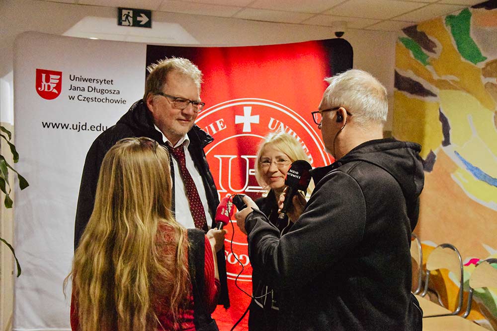 Einladung zur Konferenz „Anwendung von Künstlicher Intelligenz in der öffentlichen Verwaltung und zur Anpassung der Städte an den Klimawandel in Polen und Deutschland“